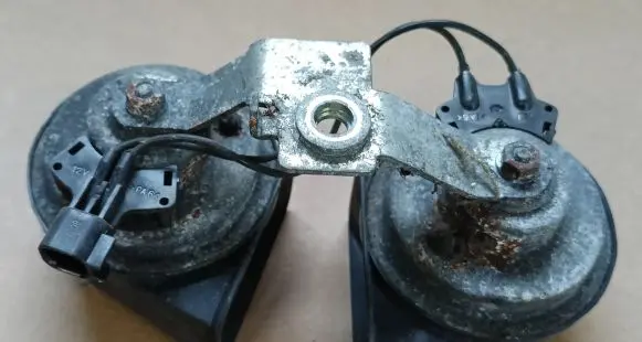 Ford C-MAX I Horn signal