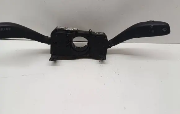 Volkswagen Polo IV 9N3 Wiper turn signal indicator stalk/switch 6Q0953503AD