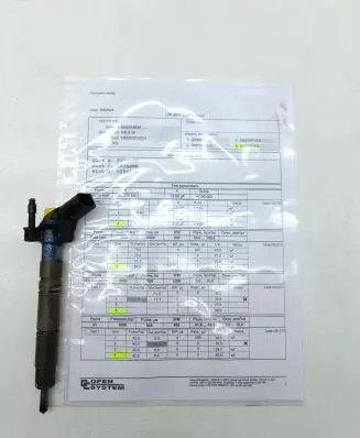 Mercedes-Benz C W204 Fuel injector A6420700587