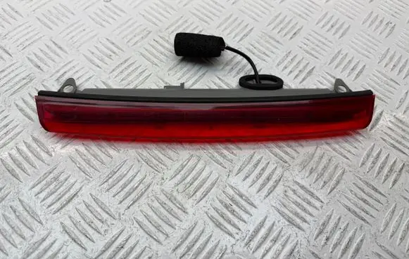 Toyota Avensis T250 Third/center stoplight 8157005090