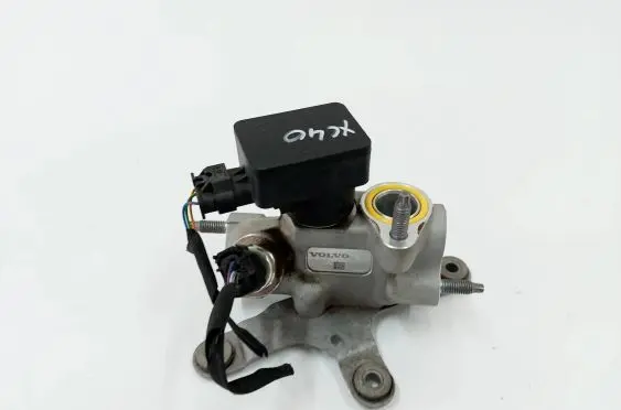 Volvo XC40 Electromagnetic valve 32373354
