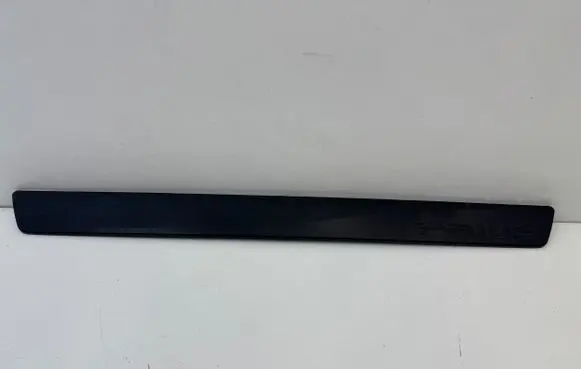 Toyota Prius (XW30) Front sill trim cover 6791147030
