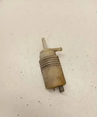 Volkswagen Transporter - Caravelle T4 Windscreen/windshield washer pump