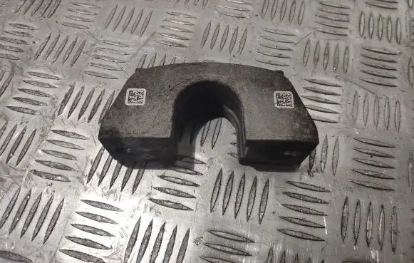 BMW 7 G11 G12 Sway bar bush bracket, rear 33556876180