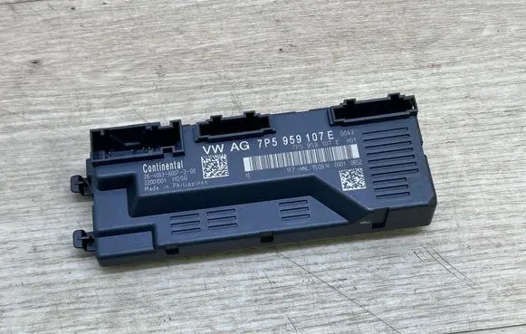 Porsche Macan (95B) Tailgate/trunk control unit/module 7P5959107E