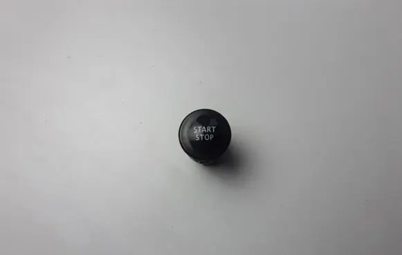 Renault Captur Engine start stop button switch 506978R