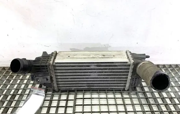 Citroen C5 Intercooler radiator 9683009680