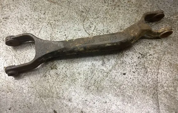 Rear upper control arm/wishbone