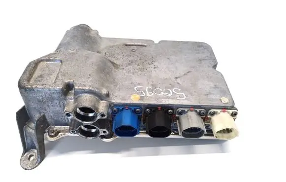 Voltage converter inverter