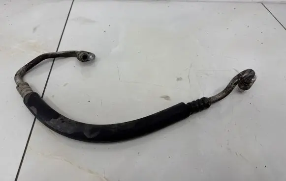 Air conditioning (A/C) pipe/hose