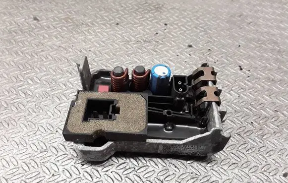 Mercedes-Benz ML W163 Heater blower motor/fan resistor A2308210251 9140010471 2468103683