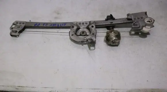 Citroen C3 Front window lifting mechanism without motor
