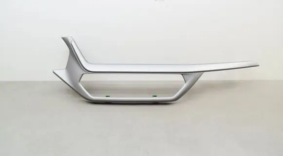 BMW 1 F40 Dashboard glove box trim 6823303