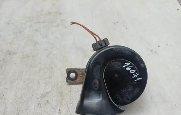 Opel Zafira B Horn signal E1000209