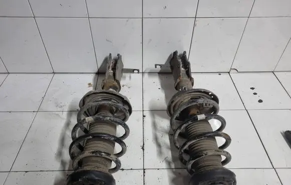 Opel Insignia A Front shock absorber with coil spring