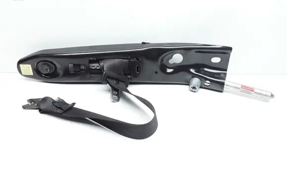 Volvo XC90 Front seatbelt