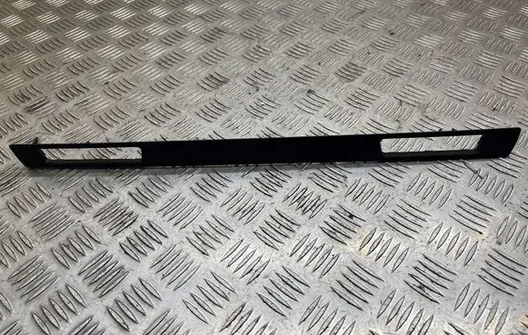 BMW 3 E90 E91 Dashboard glove box trim 7130743