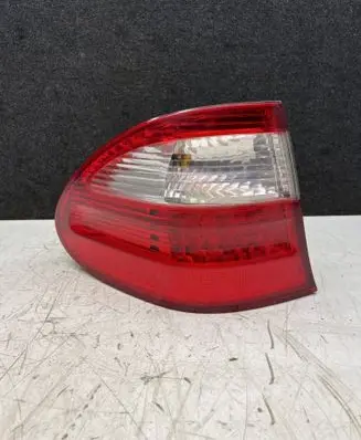 Mercedes-Benz E W211 Rear/tail lights A2118200711