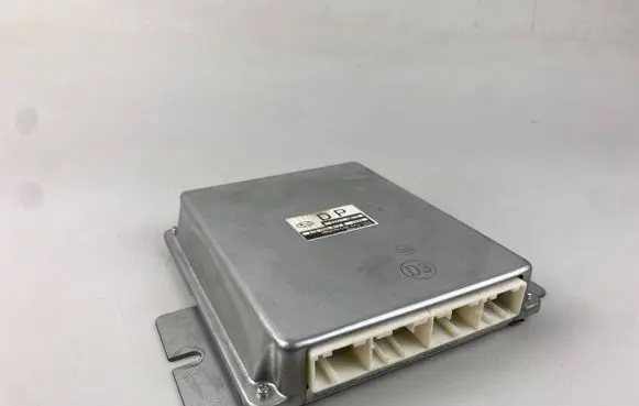 Subaru Impreza III Engine control unit/module 22611AM750