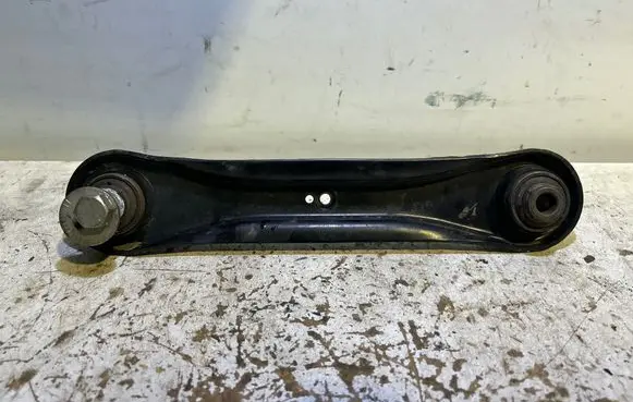 Mitsubishi Outlander Rear control arm