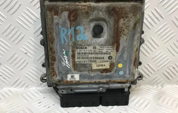 Jeep Grand Cherokee (WK) Engine control unit/module P05187180AA
