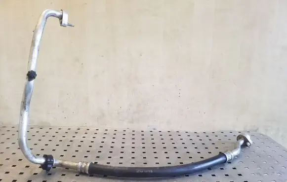 Volkswagen PASSAT B8 Air conditioning (A/C) pipe/hose 5Q0820743M
