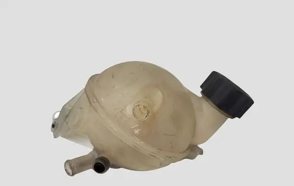 Peugeot 308 Coolant expansion tank/reservoir