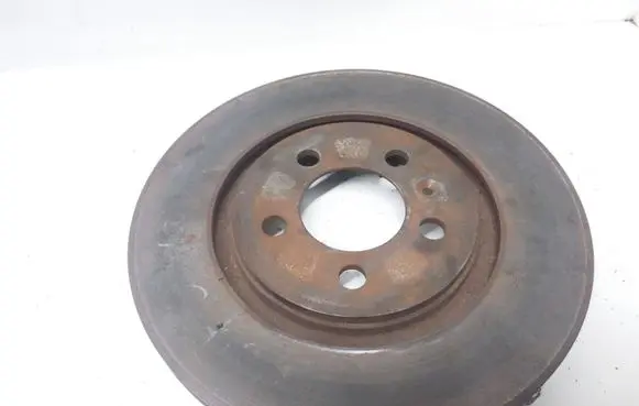 Volkswagen Golf III Front brake disc