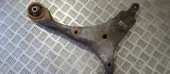 Front lower control arm/wishbone
