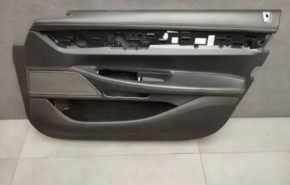 BMW 7 G11 G12 Front door card panel trim G243762 94250521 0001289302
