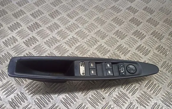 Citroen C4 I Front door window switch trim 9650912577