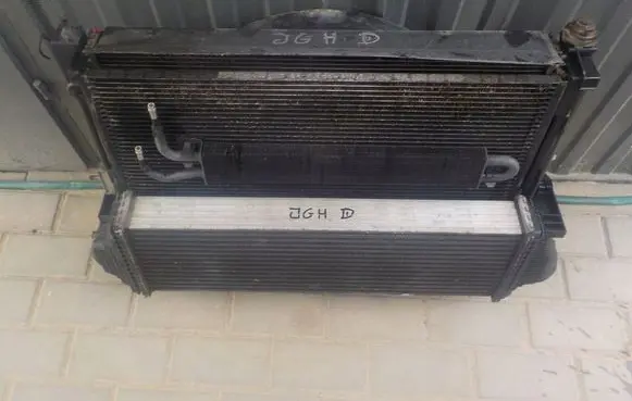 Jeep Grand Cherokee Radiator set 766778