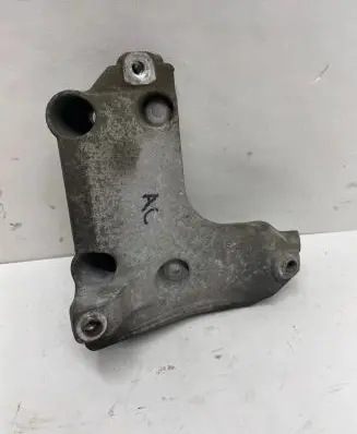 BMW 1 E81 E87 A/C compressor mount bracket 64557505980 241681