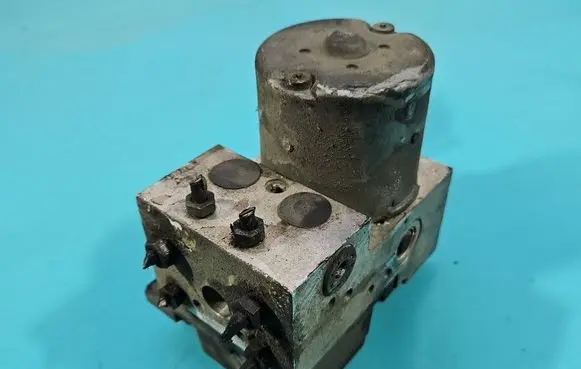 Volkswagen PASSAT B5.5 ABS Pump 0265202401 IMPRK1591445