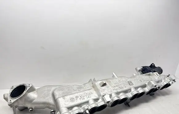 BMW X5 G05 Intake manifold 7926141
