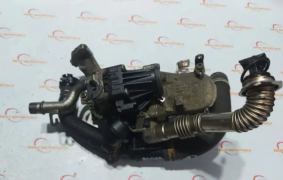 Peugeot 5008 EGR valve cooler 5056390300 9803250080