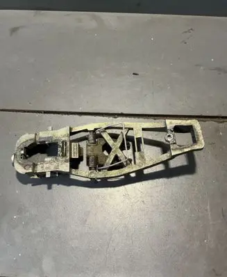 Volkswagen Caddy Front door exterior handle 1T0837886