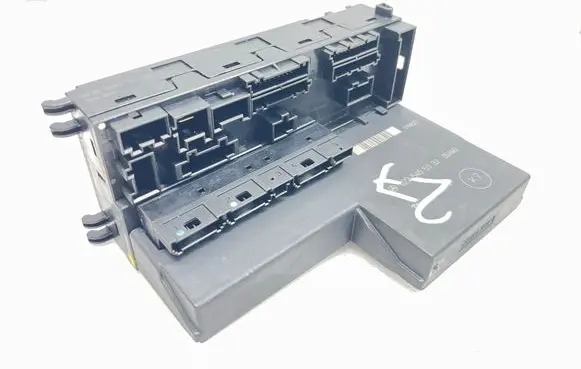 Mercedes-Benz E W210 Fuse module 0225455332