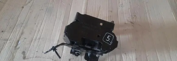 Peugeot 208 II Horn signal 9826651580