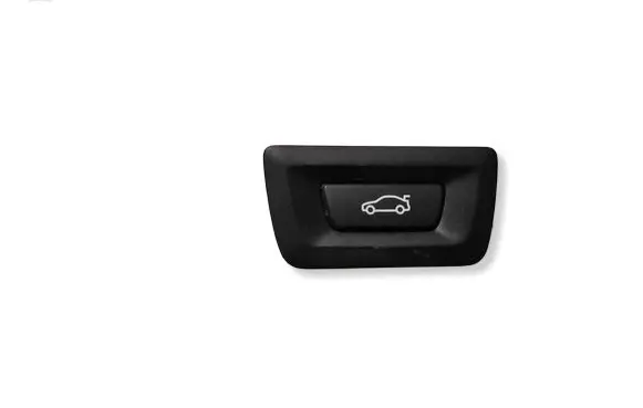 BMW 5 F10 F11 Tailgate opening switch 
