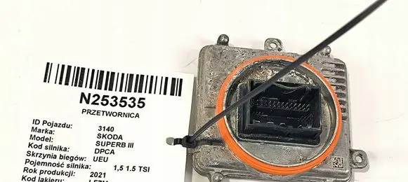 Skoda Superb B8 (3V) Headlight part 992941571AA