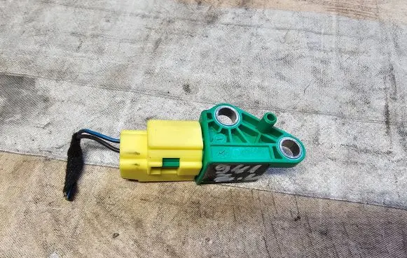 Audi A5 8T 8F Airbag deployment crash/impact sensor 1K0909606C 5WK43544