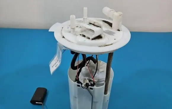 Fiat Tipo In-tank fuel pump 0580200425 IMPRK1597108