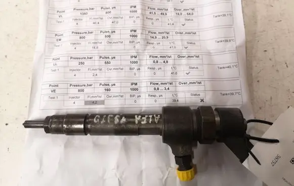 Alfa Romeo 156 Fuel injector 0445110002