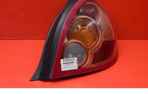 Nissan Almera Tino Rear/tail lights 26550BN701R
