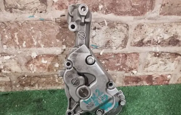 Jeep Grand Cherokee Oil pump 