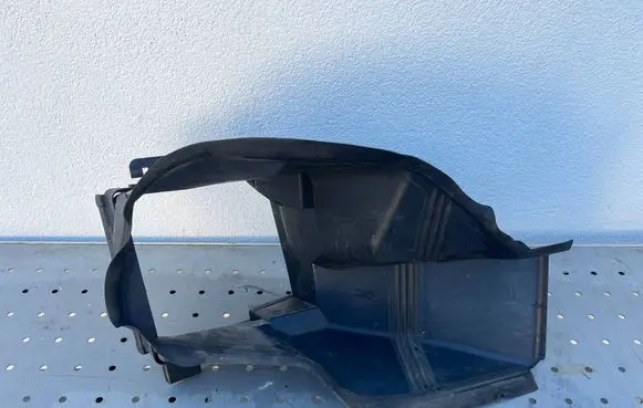 Opel Grandland X Intercooler air guide/duct channel YP00043180 P10051797