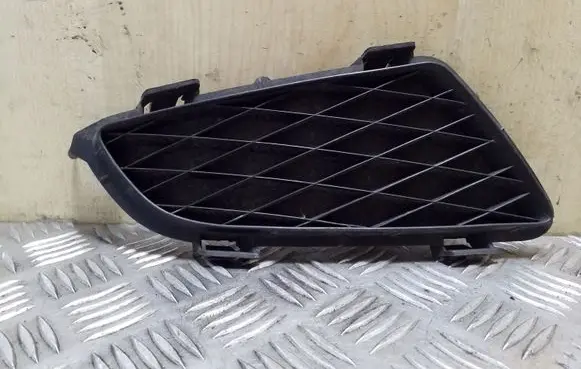 Mazda 6 Front bumper lower grill GJ6A50C11