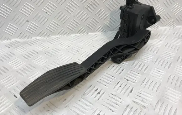 Opel Combo C Accelerator throttle pedal 91129423