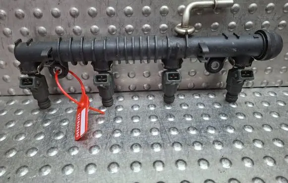 Opel Corsa C Fuel injectors set S27635250 0280155965 0280151076